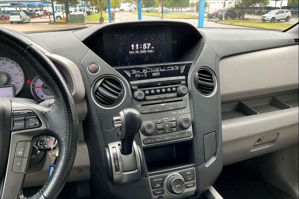 used 2014 Honda Pilot car, priced at $7,999
