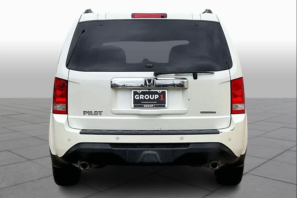 used 2014 Honda Pilot car, priced at $7,999