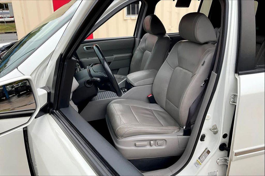 used 2014 Honda Pilot car, priced at $7,999
