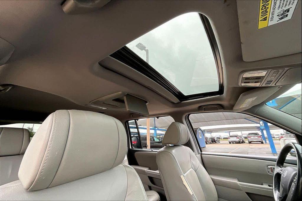 used 2014 Honda Pilot car, priced at $7,999