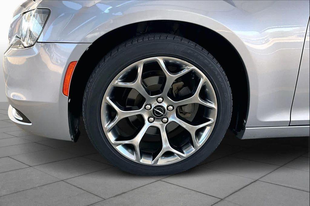 used 2018 Chrysler 300 car, priced at $17,999