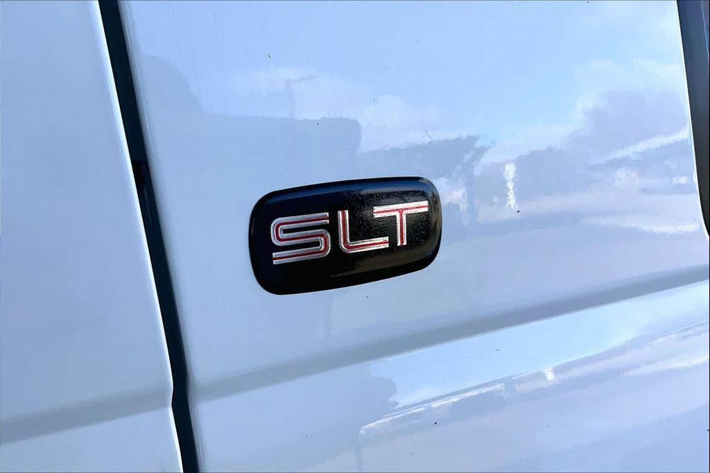 used 1999 GMC Yukon car, priced at $6,999