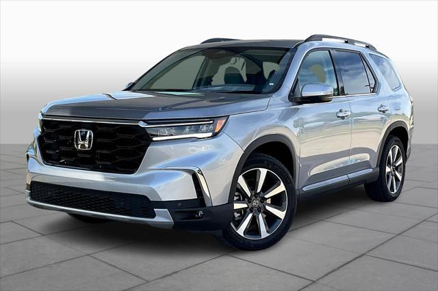 new 2025 Honda Pilot car, priced at $49,885