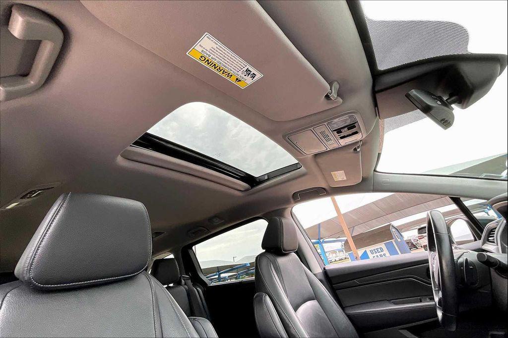 used 2024 Honda Odyssey car, priced at $35,000