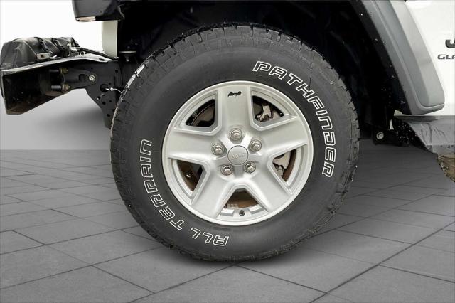used 2020 Jeep Gladiator car, priced at $28,299