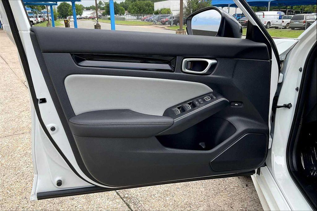 new 2026 Honda Civic Hybrid car, priced at $33,945