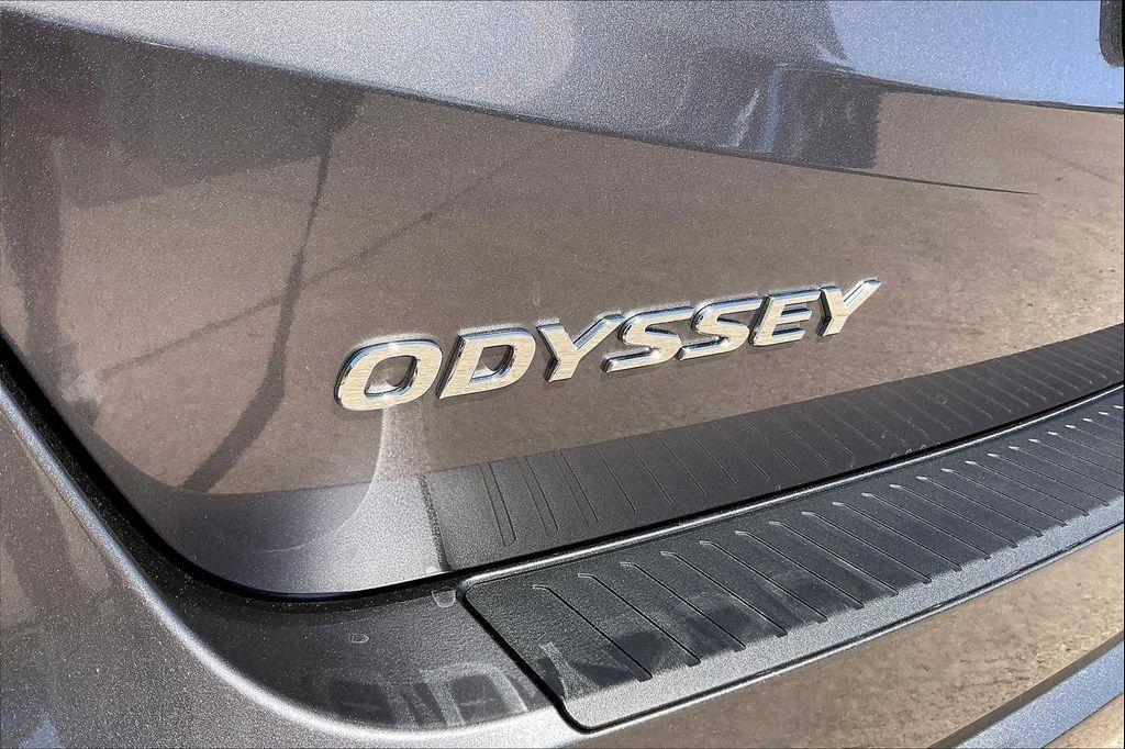 new 2026 Honda Odyssey car, priced at $44,290