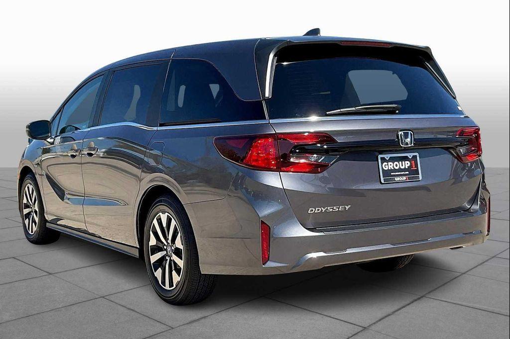 new 2026 Honda Odyssey car, priced at $44,290