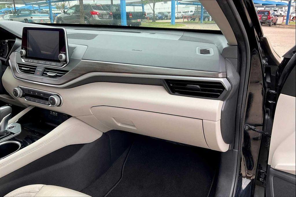 used 2023 Nissan Altima car, priced at $20,999