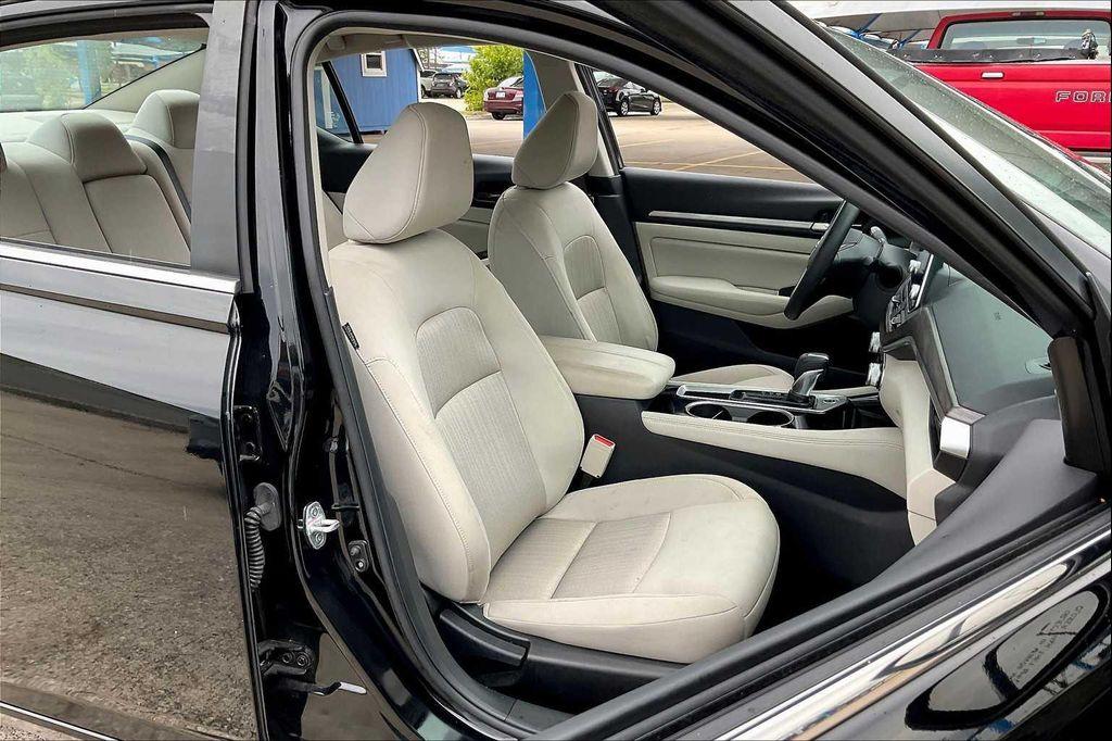 used 2023 Nissan Altima car, priced at $20,999