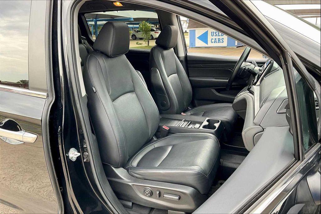 used 2024 Honda Odyssey car, priced at $32,541