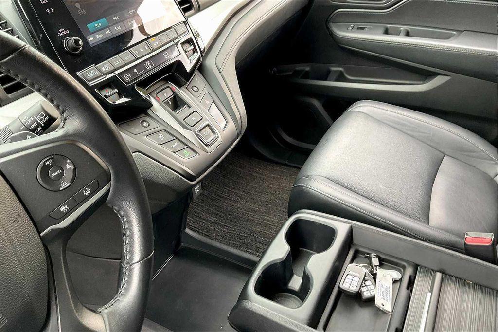 used 2024 Honda Odyssey car, priced at $32,541