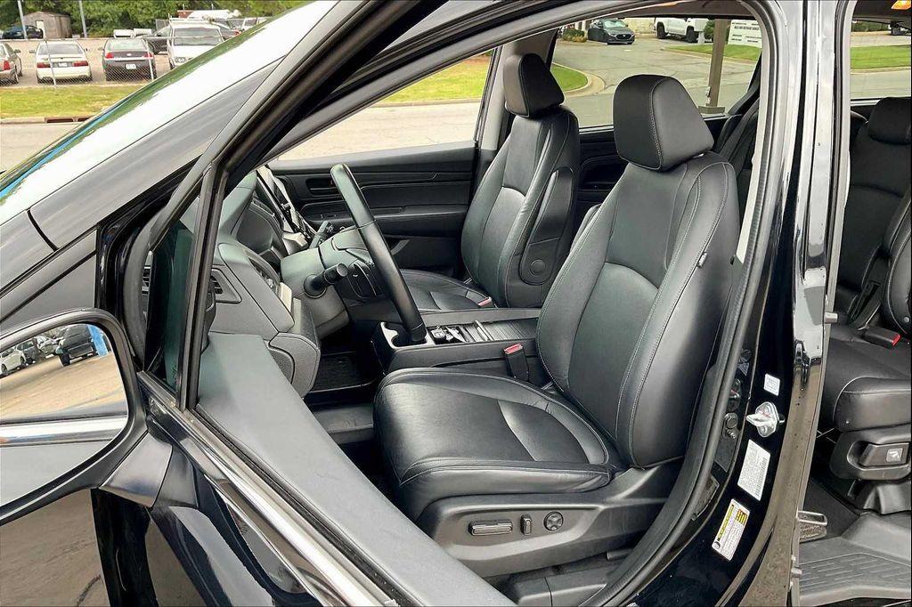 used 2024 Honda Odyssey car, priced at $32,541