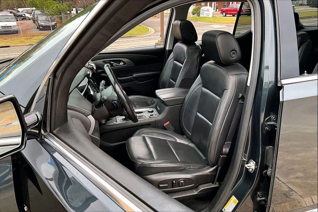 used 2018 Chevrolet Traverse car, priced at $14,599