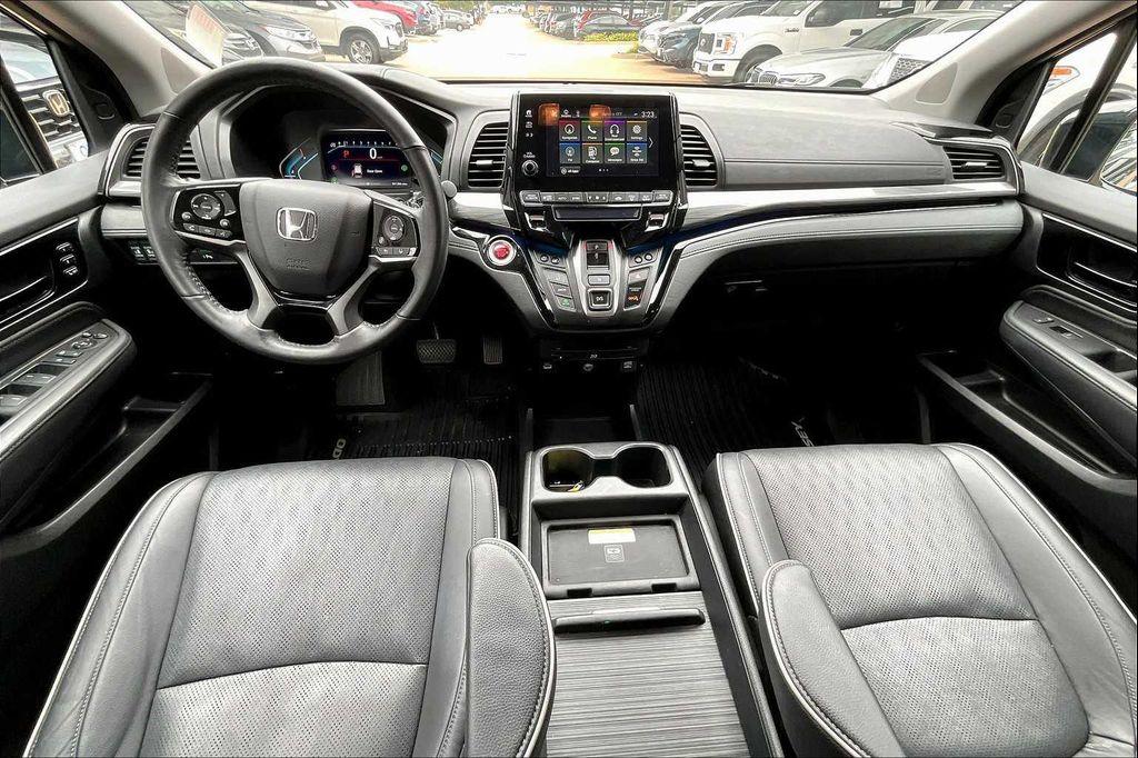 used 2023 Honda Odyssey car, priced at $40,000