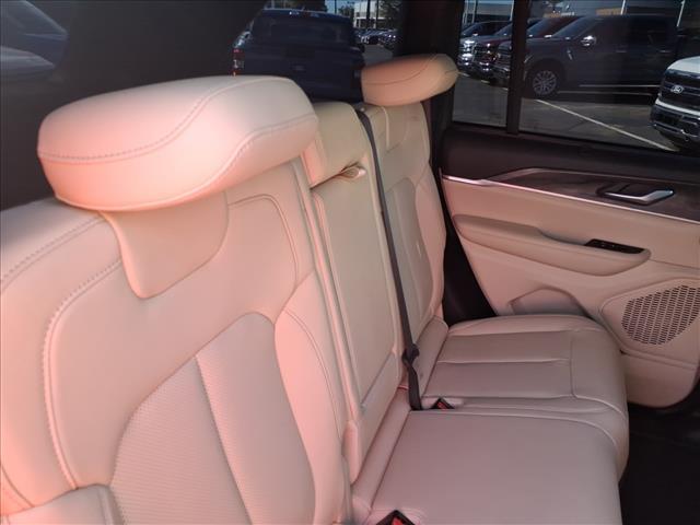 used 2024 Jeep Grand Cherokee car, priced at $34,367