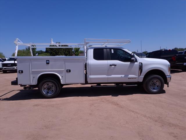 new 2025 Ford F-350 car, priced at $65,200