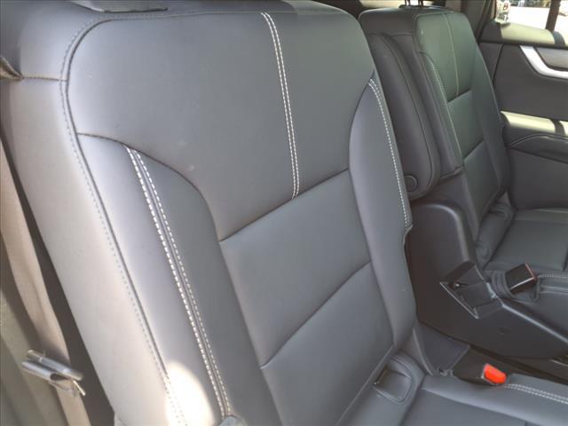 used 2024 GMC Acadia car, priced at $40,987