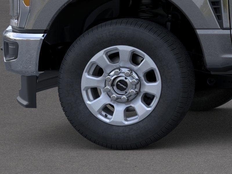 new 2025 Ford F-250 car, priced at $67,450