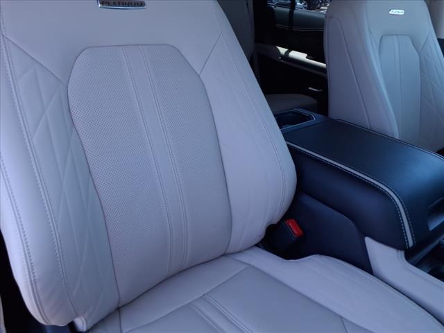 used 2024 Ford Expedition car