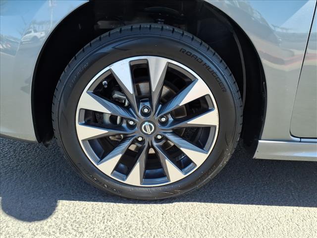 used 2016 Nissan Sentra car, priced at $9,464