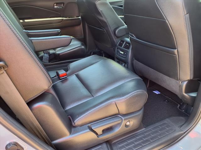 used 2022 Honda Pilot car, priced at $35,921