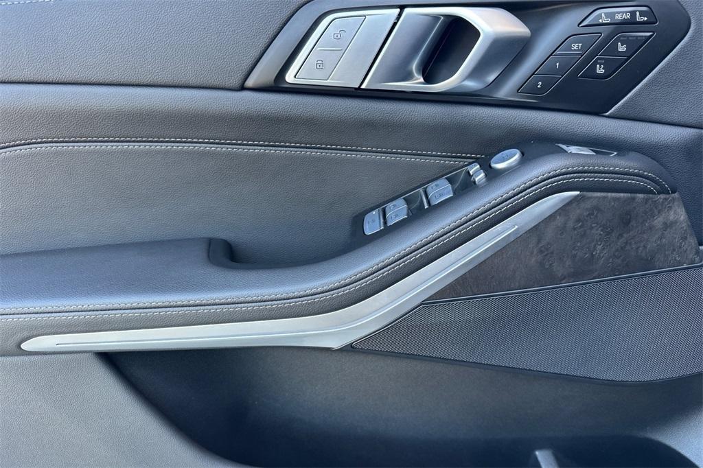 used 2022 BMW X7 car, priced at $46,988