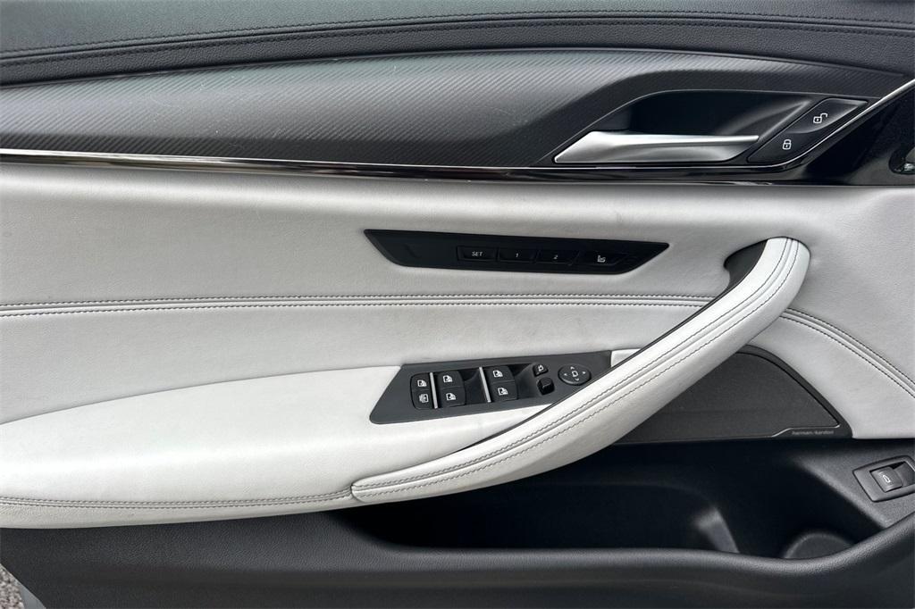 used 2023 BMW M5 car, priced at $83,988