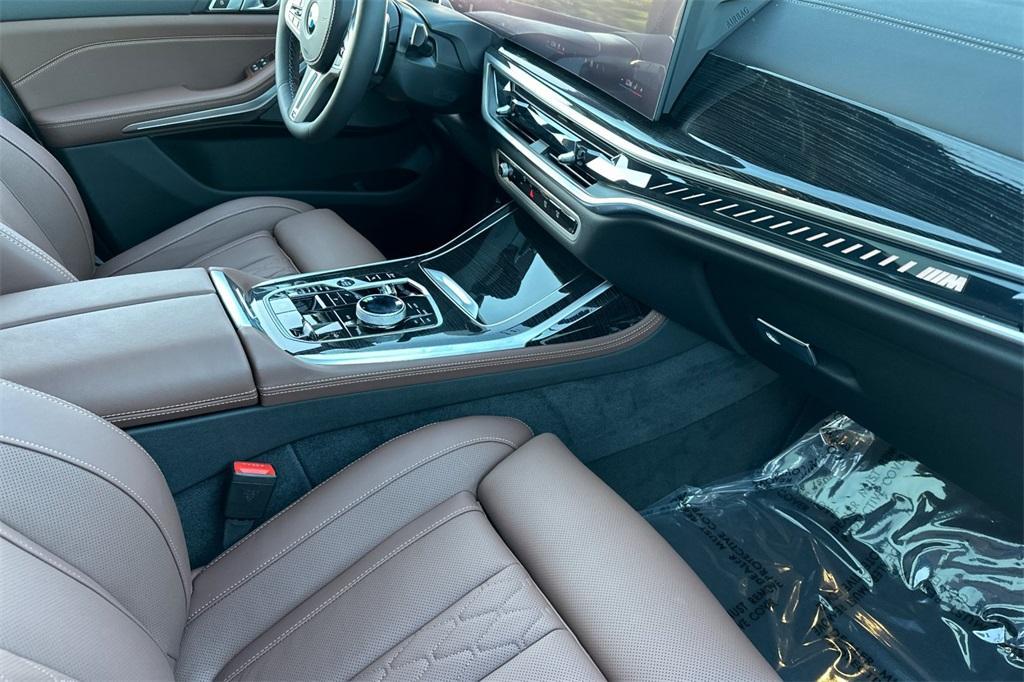 new 2026 BMW X7 car, priced at $122,350