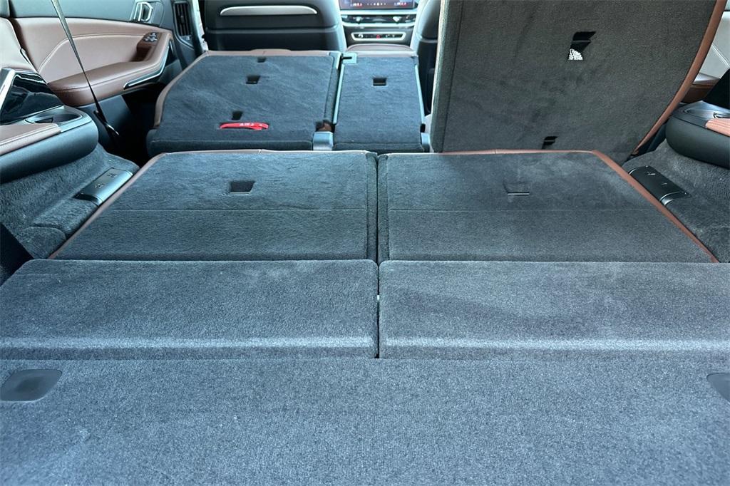 new 2026 BMW X7 car, priced at $122,350