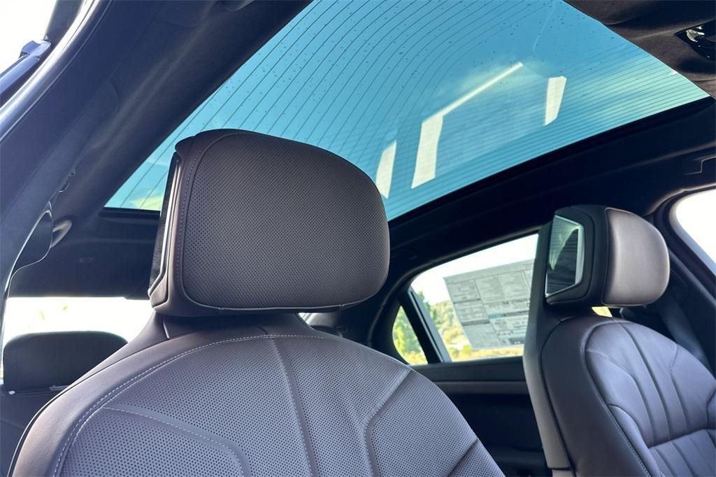 new 2026 BMW i7 car, priced at $120,600