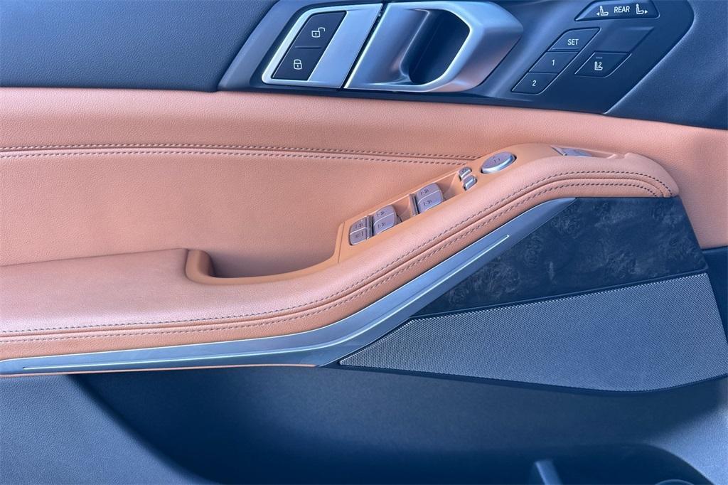 used 2024 BMW X7 car, priced at $66,900