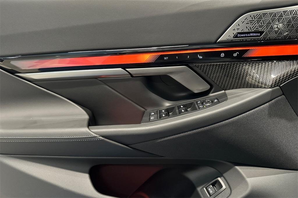 new 2025 BMW M5 car, priced at $130,575