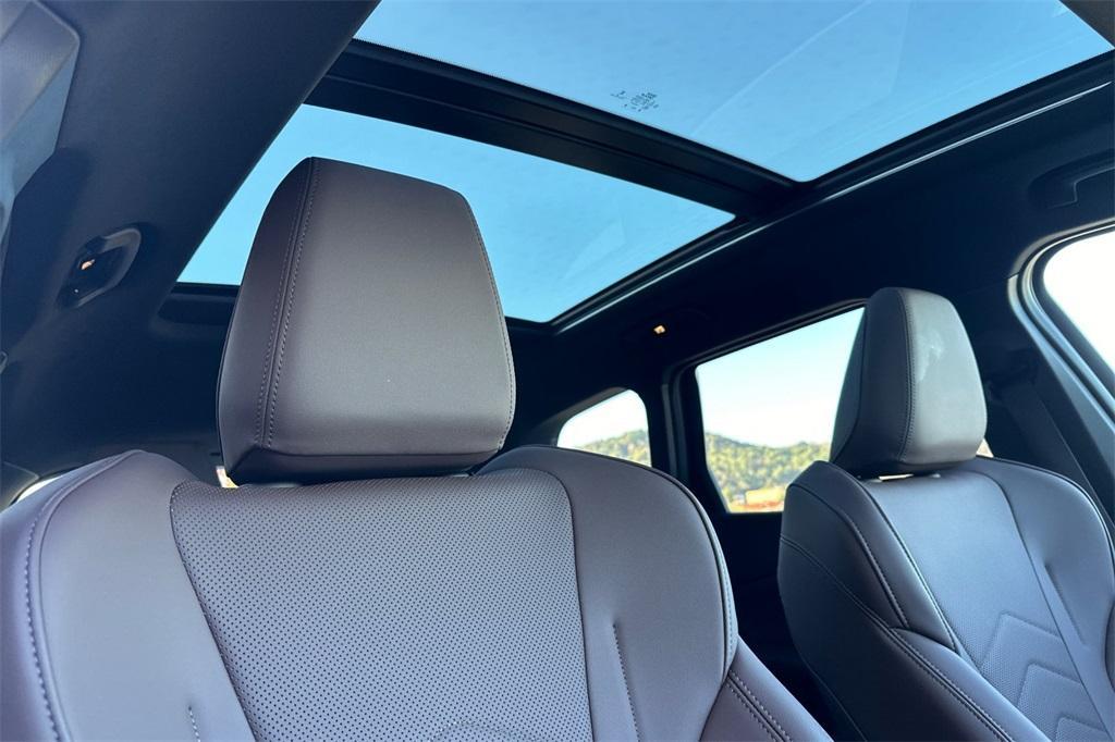 used 2025 BMW X1 car, priced at $39,900