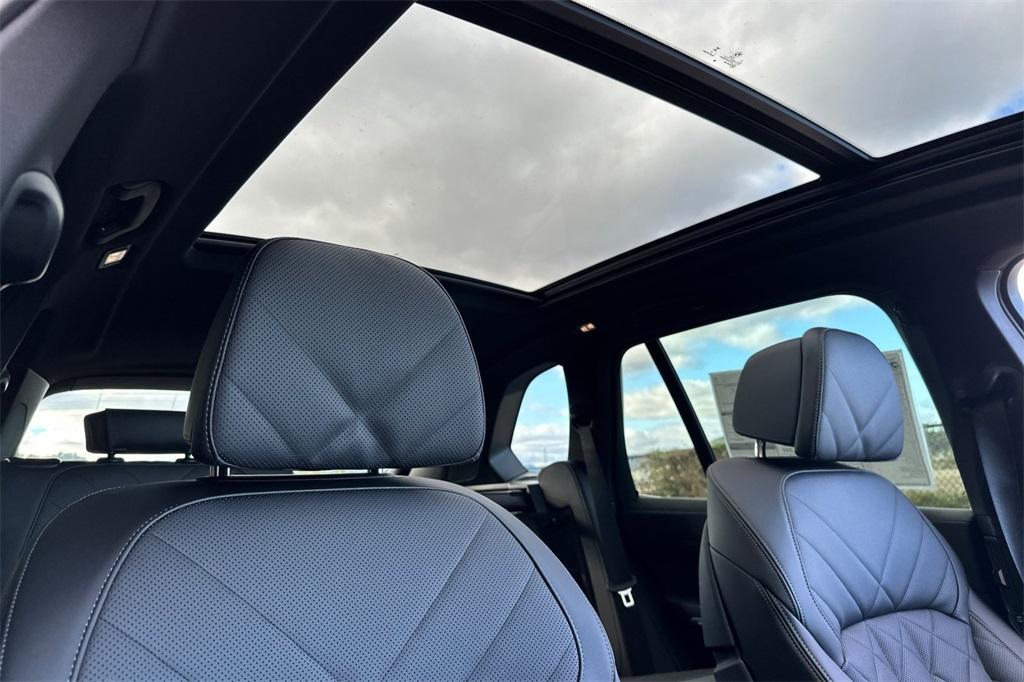 new 2026 BMW X5 PHEV car, priced at $85,275