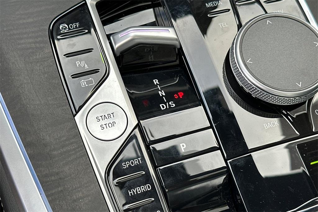 new 2026 BMW X5 PHEV car, priced at $85,275