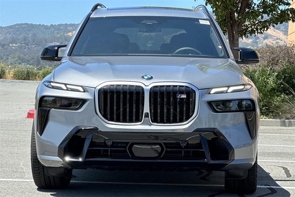 new 2025 BMW X7 car, priced at $120,220