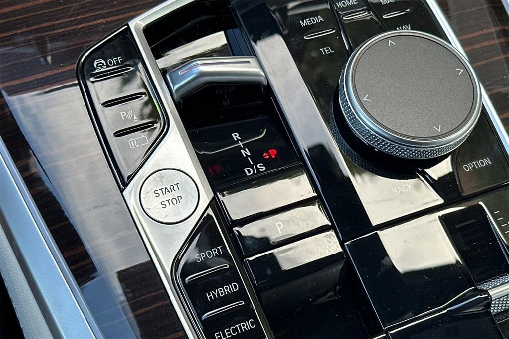 new 2026 BMW X5 PHEV car, priced at $83,175