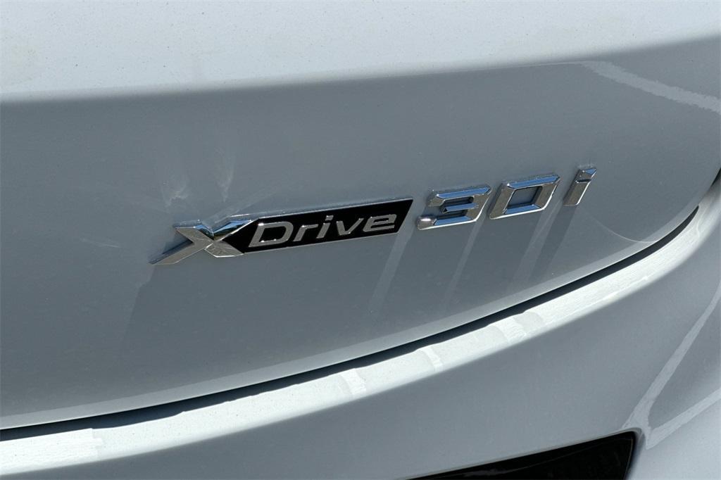 new 2025 BMW X4 car, priced at $64,910