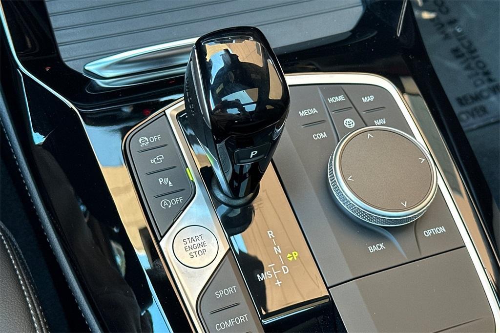 new 2025 BMW X4 car, priced at $64,910