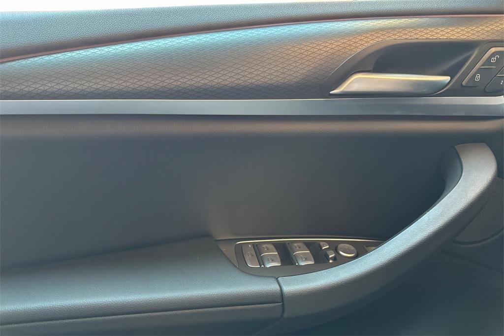 new 2025 BMW X4 car, priced at $64,910