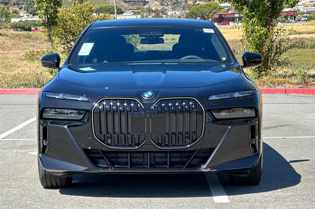 new 2025 BMW 760 car, priced at $136,575