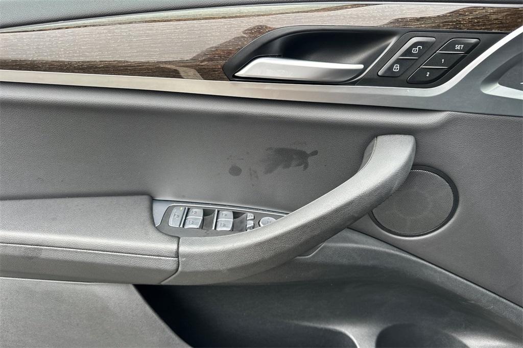 used 2023 BMW X3 car, priced at $38,900