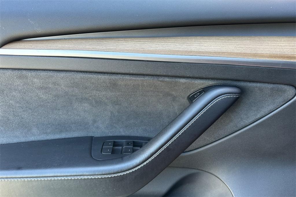 used 2021 Tesla Model 3 car, priced at $23,988