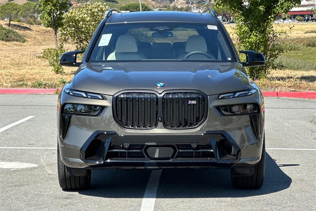 new 2026 BMW X7 car, priced at $123,275