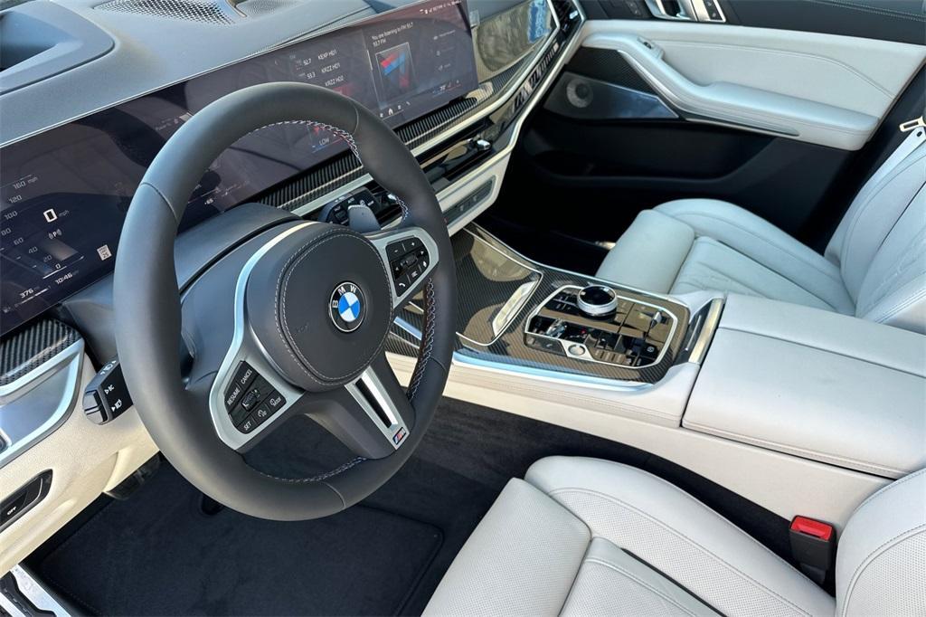 new 2026 BMW X7 car, priced at $123,275