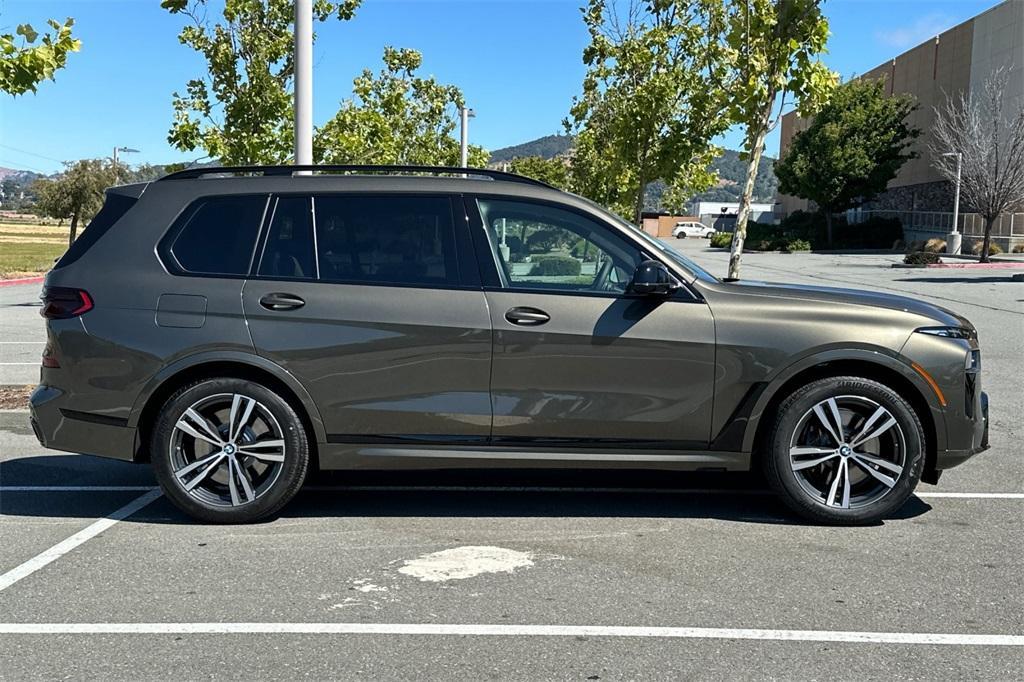 new 2026 BMW X7 car, priced at $123,275