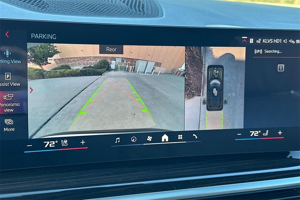 new 2026 BMW X7 car, priced at $122,350