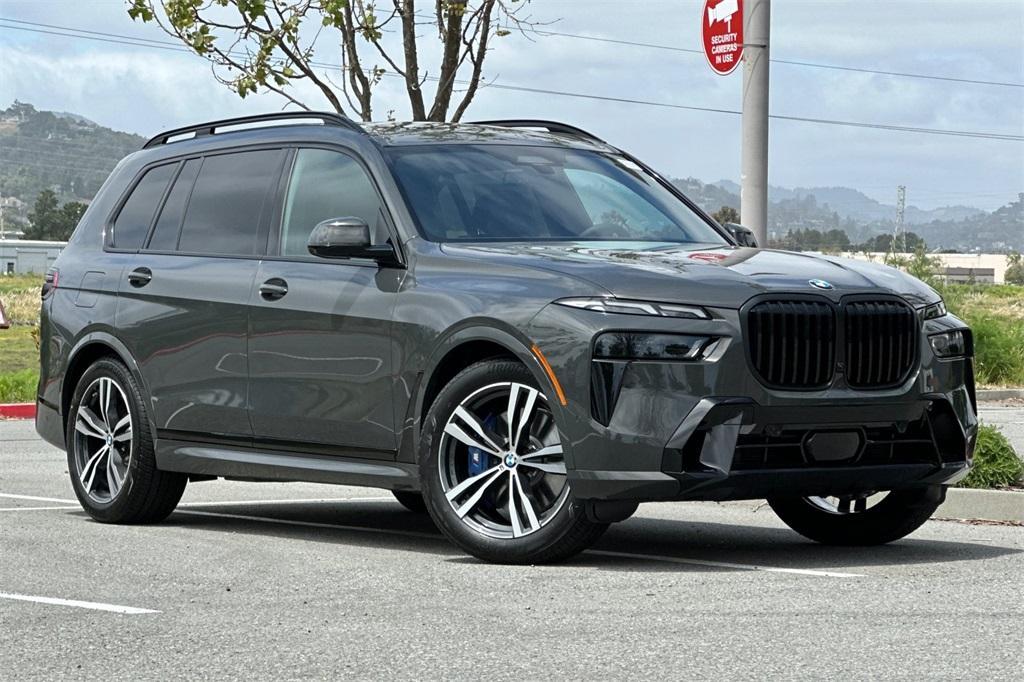 new 2025 BMW X7 car, priced at $101,585