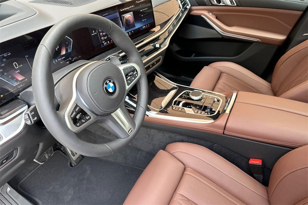 new 2025 BMW X7 car, priced at $101,585